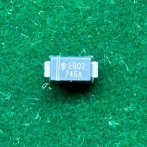 Diode Zenner 18V, 746A chân dán